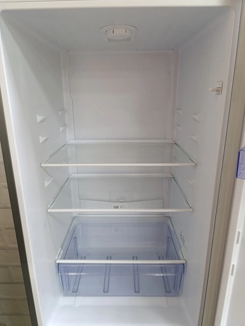 Холодильник Beko RCSK270M20S