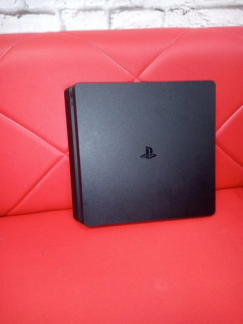 Игровая приставка PS4 Sony Slim 500 Gb