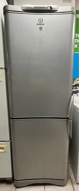 Холодильник Indesit C 132 G