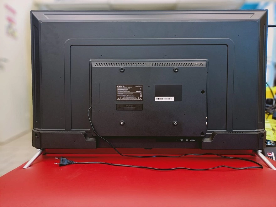 Телевизор  DEXP F431