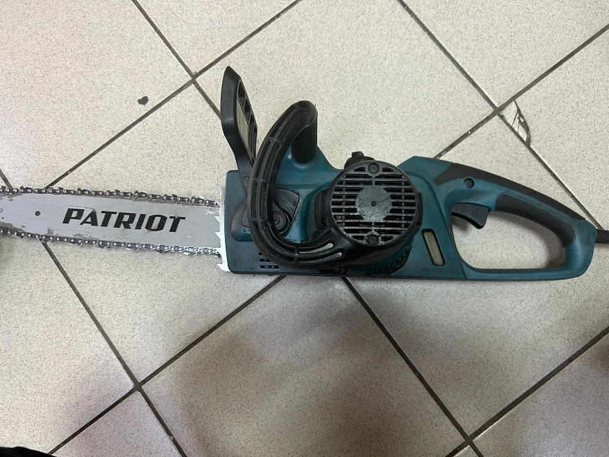 Электропила цепная Makita UC3541A