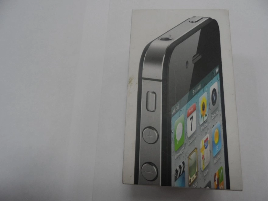 Смартфон Apple iPhone 4S 16Gb