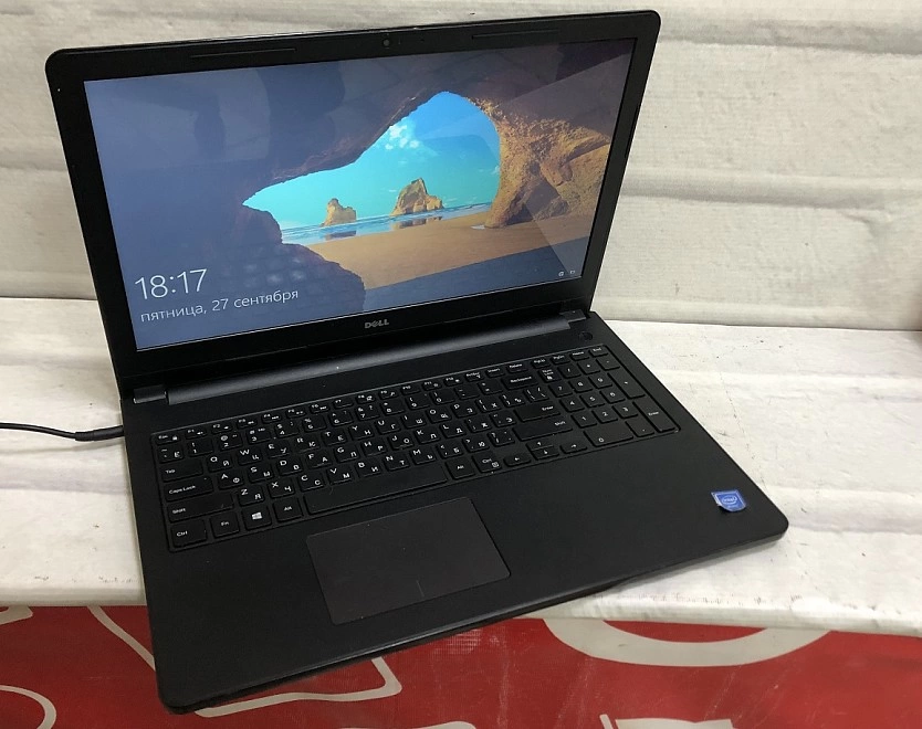 Ноутбук Dell Celeron N3060 2/2 по 1,6Ghz/ОЗУ 4/SSD 256Gb/Gr 1Gb