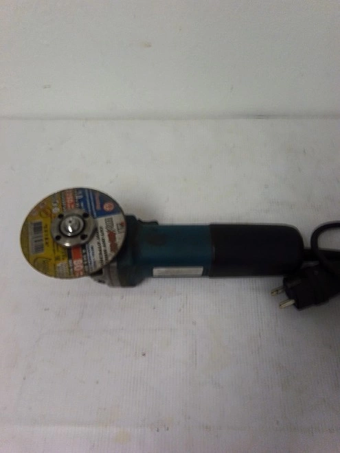 Болгарка Makita  ра6-gf30