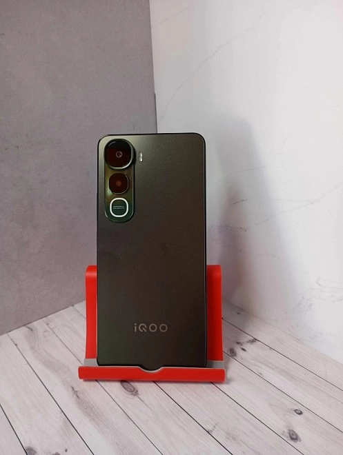 Смартфон iQOO Z 10 Lite