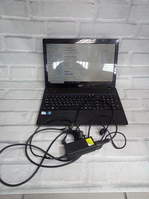 Ноутбук Acer PentiumT4500 2.3/4Ram/240hdd/intelUHD