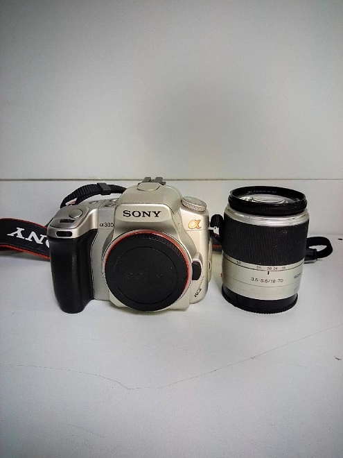 Фотоаппарат зеркальный Sony Alpha DSLR-A300 Kit