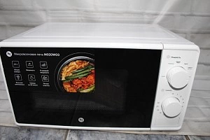 Микроволновая печь Hi MO20W03