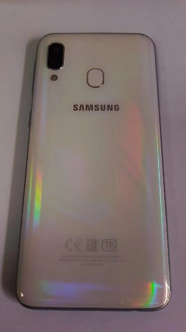 Смартфон Samsung  A40