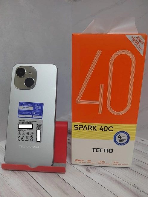 Смартфон Tecno Spark 40C 8/256