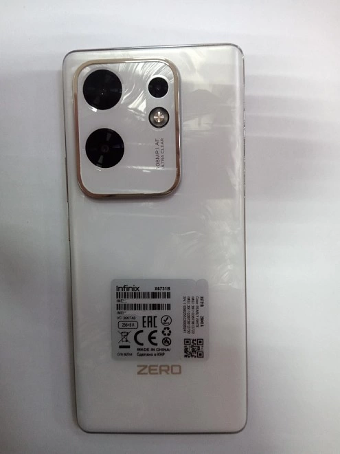Смартфон Infinix ZERO 30 8/256 Gb