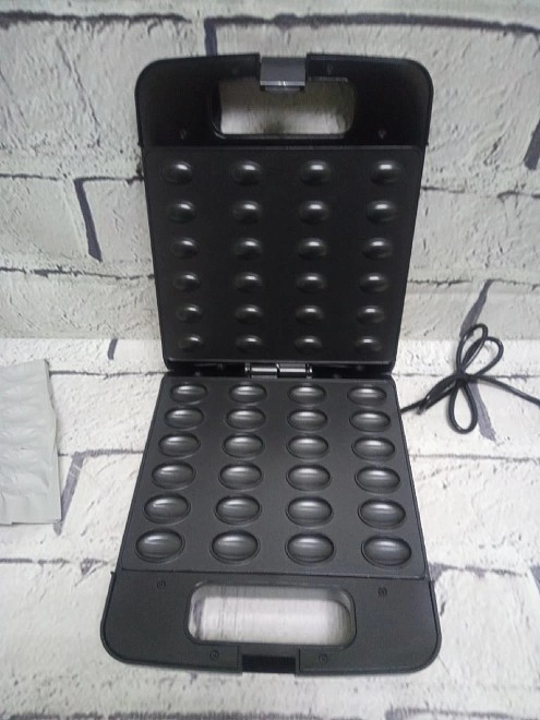 Электровафельница Polaris PNT 0401 Profi Baker