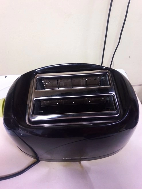 Тостер Polaris  PET 0702LB