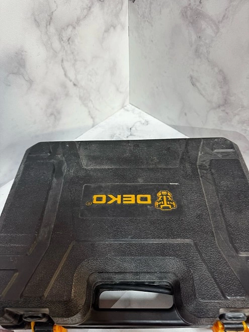 Перфоратор DEKO DKH850W