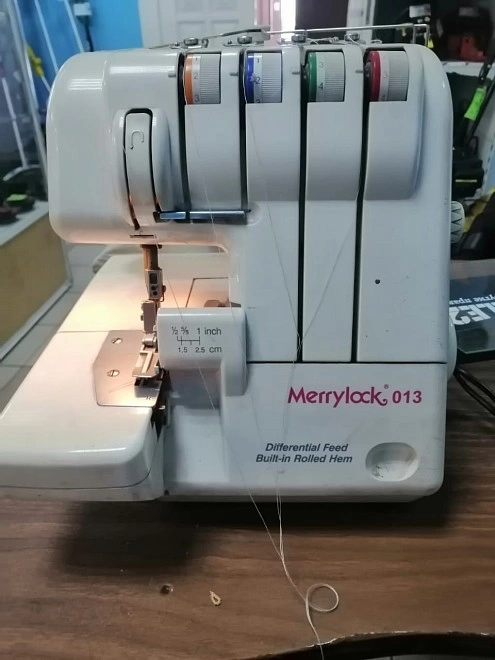 Оверлок Merrylock 013