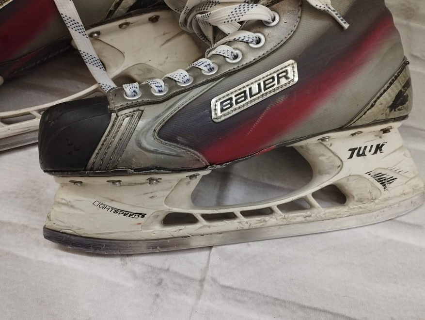 Коньки Bauer X7 45 размер