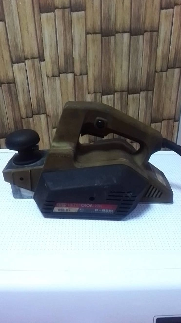 Электрорубанок Интерскол Р-82/710М