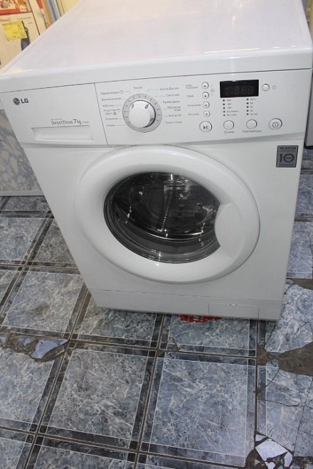 Стиральная машина LG F1056QD 7кг
