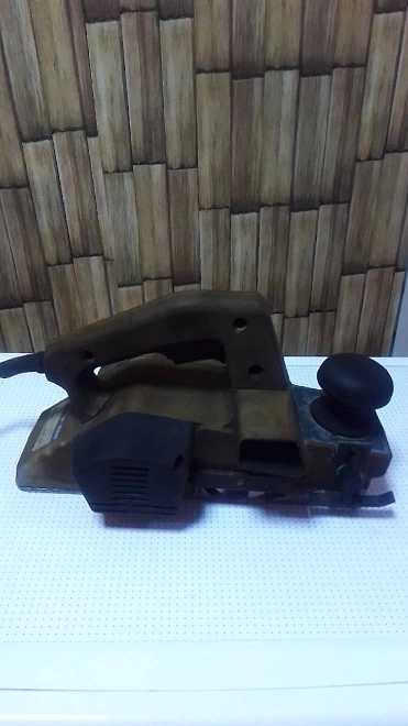 Электрорубанок Интерскол Р-82/710М