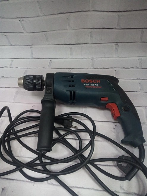 Дрель ударная Bosch GSB 1600 RE