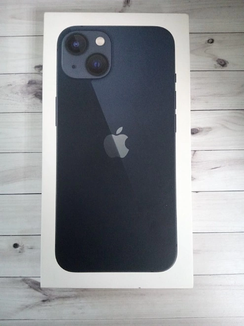Смартфон Apple iPhone 13 128 ГБ черный