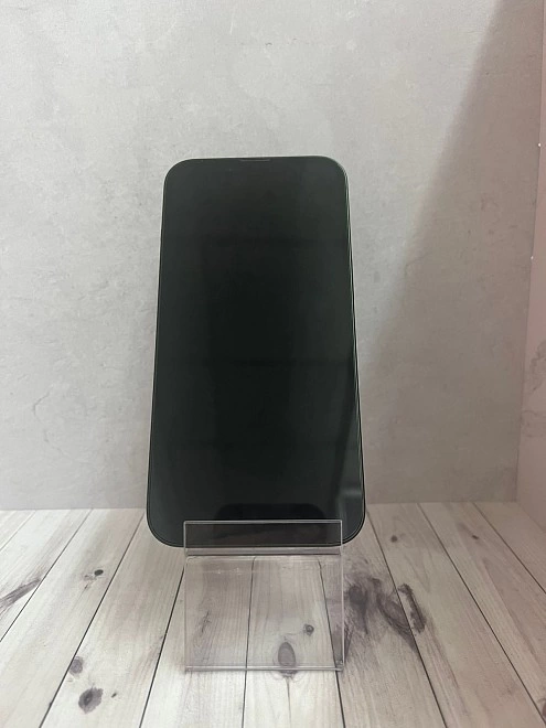 Смартфон Apple iPhone 13
