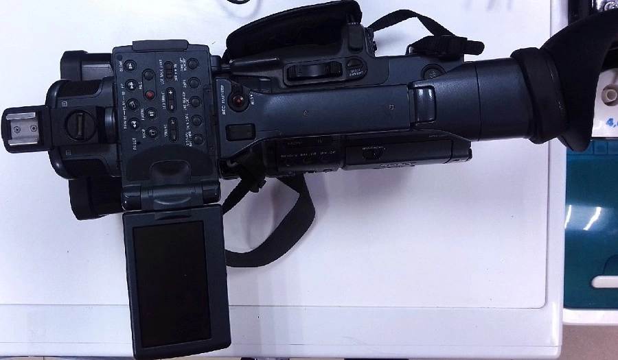 Видеокамера DVD Sony HDR-FX1E