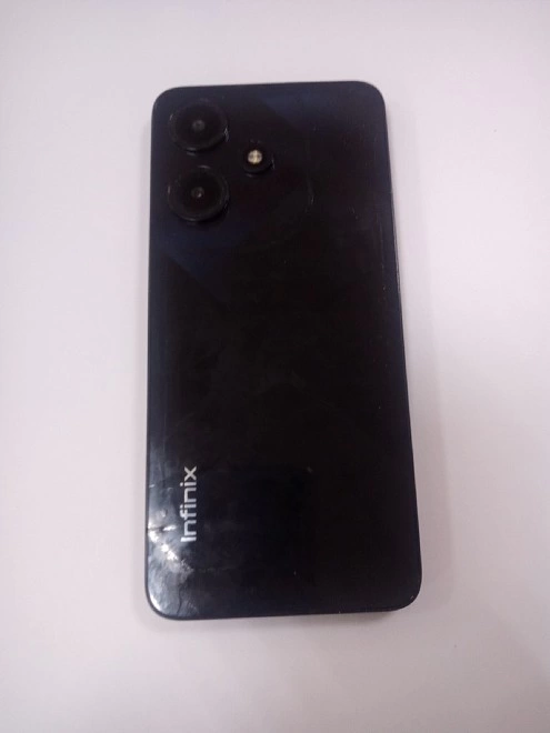 Смартфон Infinix HOT 30i 128 ГБ 