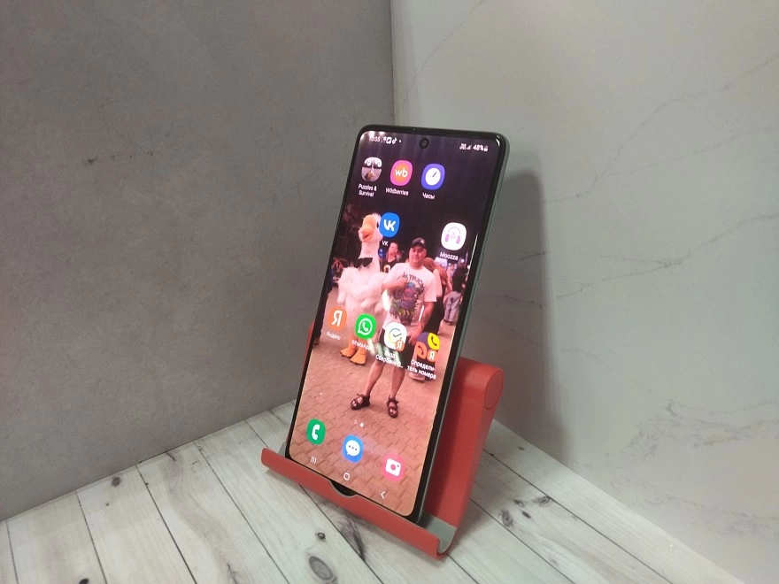 Смартфон Samsung A71