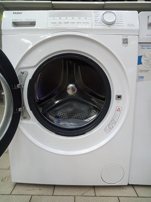 Стиральная машина Haier HW60-BP10929B