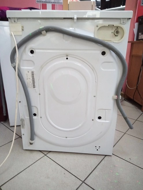 Стиральная машина Hotpoint Ariston WMUF 50050B