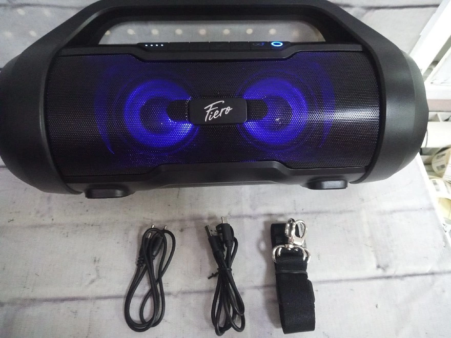 Портативная акустика Fiero P520