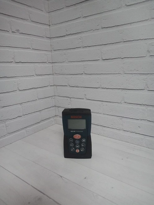 Лазерный дальномер (рулетка) Bosch DLE 40 (0 601 016 300)
