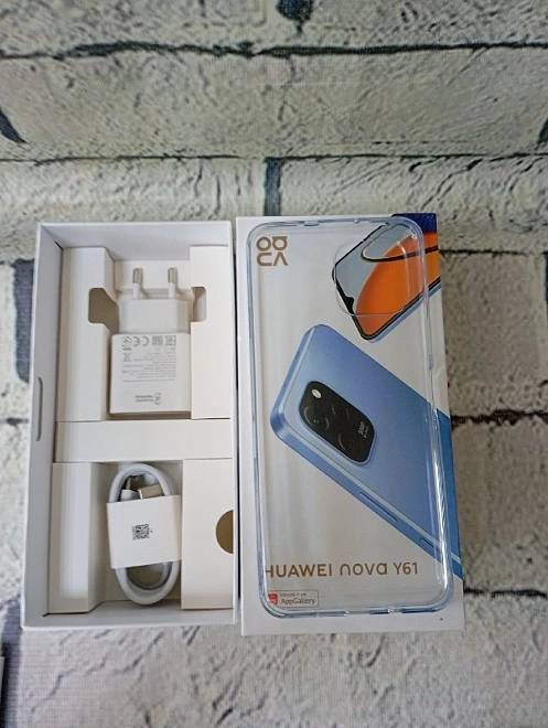 Смартфон HUAWEI nova Y61 4/128Gb