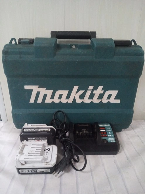 Шуруповерт Makita DF347D
