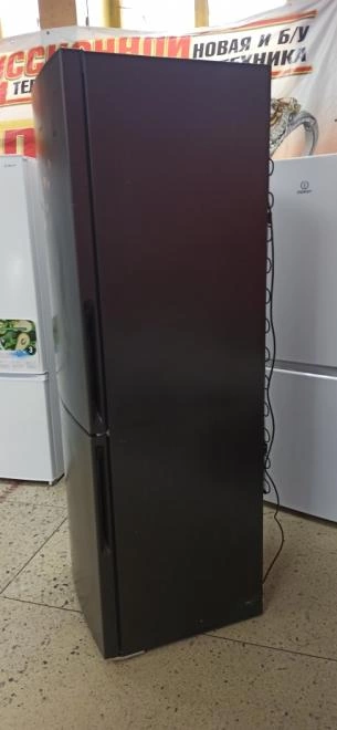 Холодильник Haier CFL633CB
