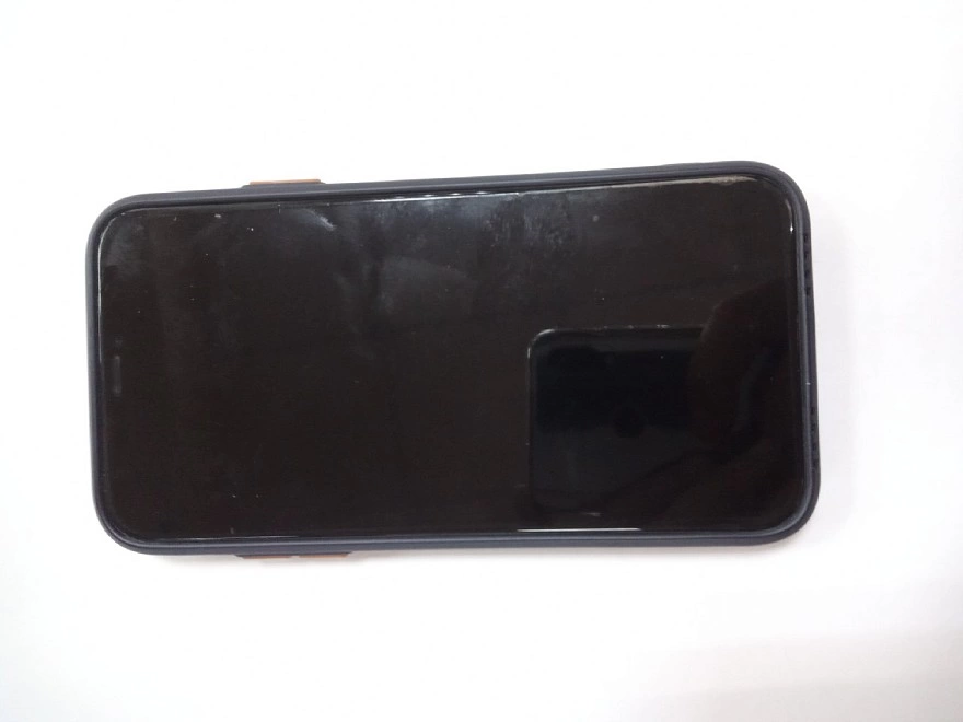 Смартфон Apple iPhone 11 4/128