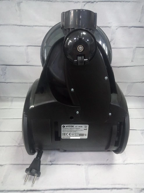 Пылесос Vitek  VT-1838