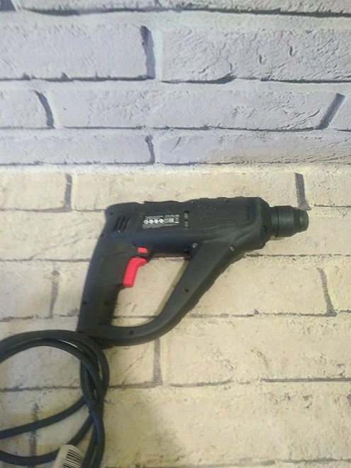 Перфоратор Deshi Z1c-DS-16D