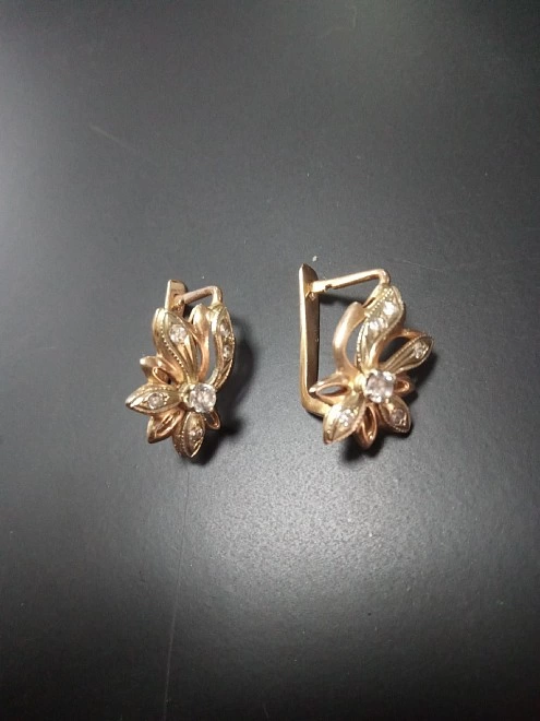 Серьги золотые с камнями 585 проба 4,205 гр ФМ