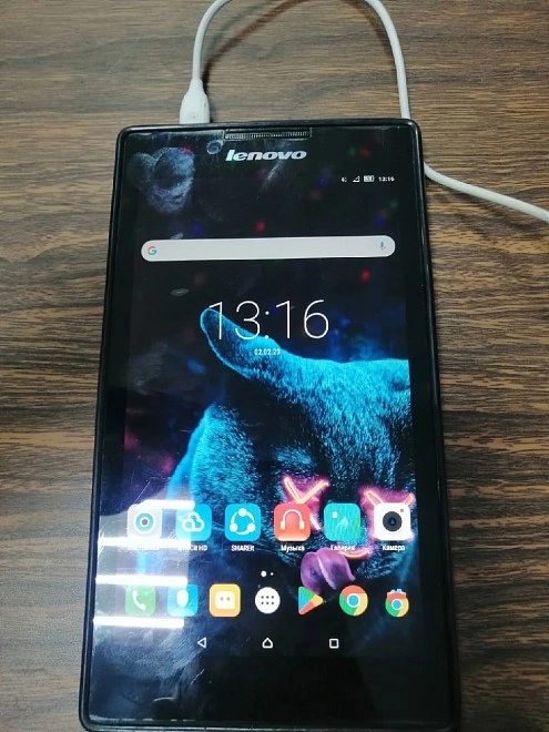 Планшетный компьютер с 3G Lenovo TB2-A7-30 16 Гб 3G черный