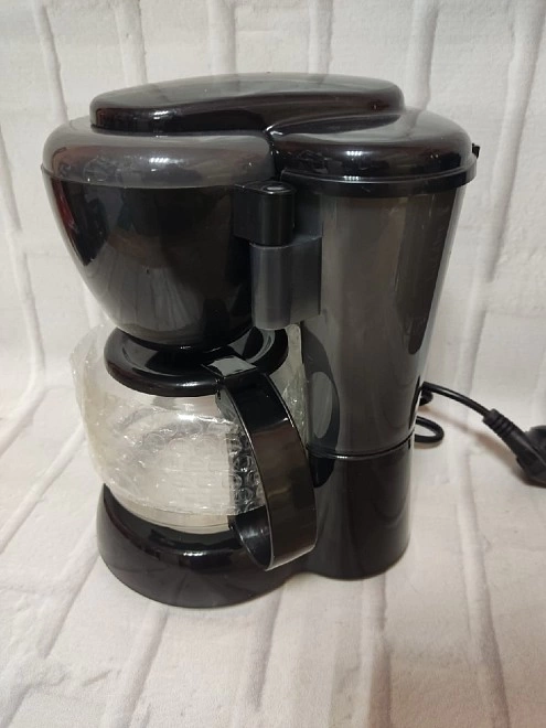 Кофеварка Maxwell MW-1660 BK