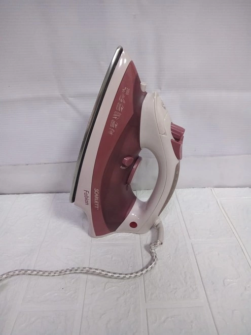 Утюг Scarlett SC-1136S