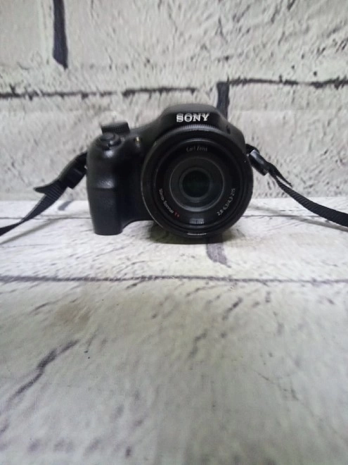 Фотоаппарат цифровой Sony DSC-HX300