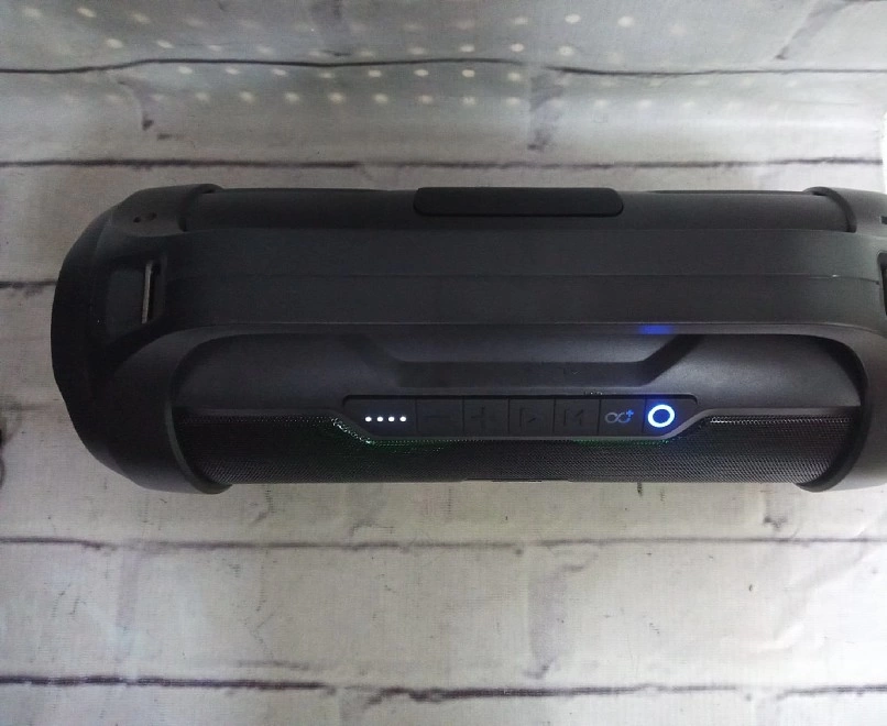 Портативная акустика Fiero P520
