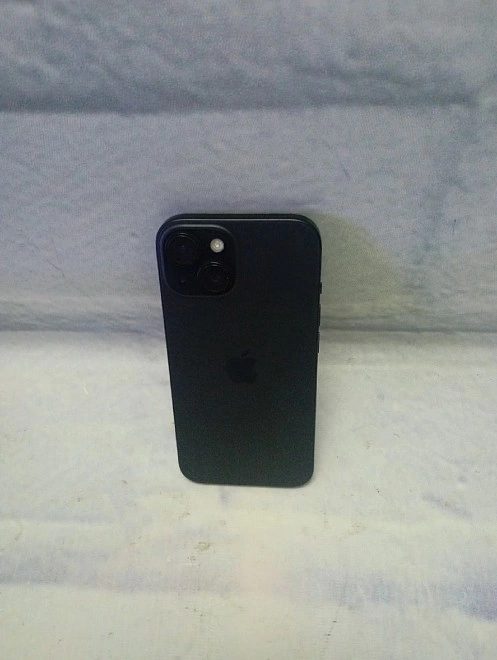 Смартфон Apple iPhone 15 256 Gb