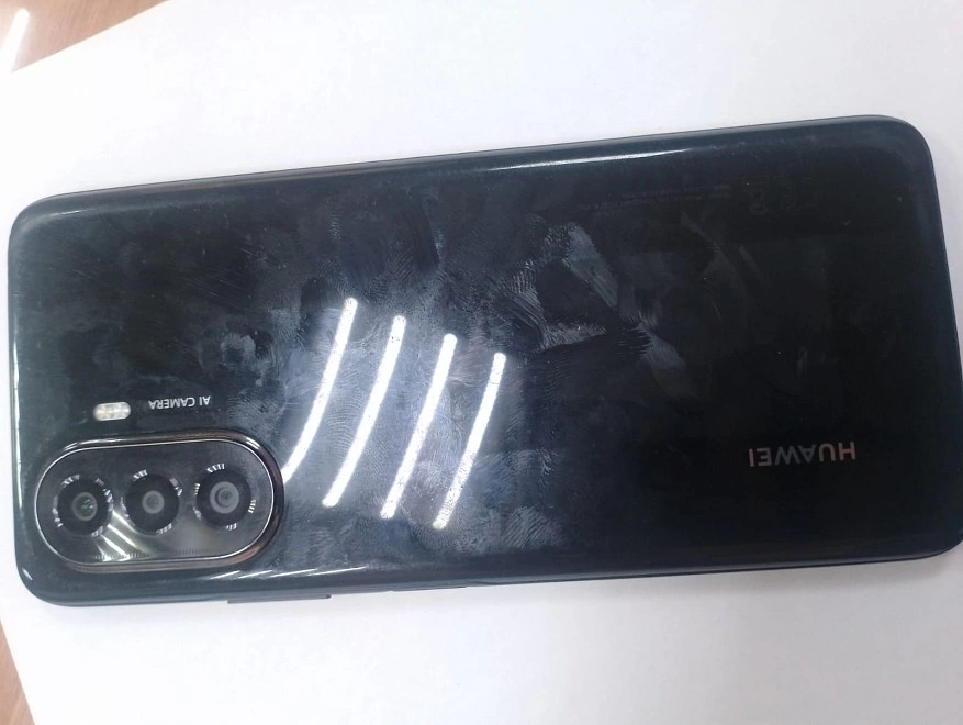 Смартфон HUAWEI nova Y70 64 Gb
