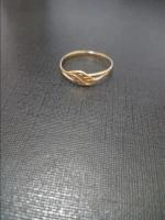 Кольцо золотое 585 вес-1.03 гр.размер 19 (ФМ)