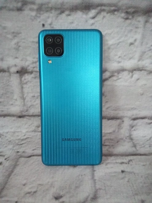 Смартфон Samsung Galaxy M12 3/32 Гб