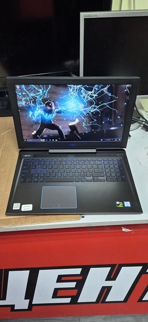 Ноутбук Dell i5-8300H/DDR4 8Gb/SSD 128/GTX 1050Ti